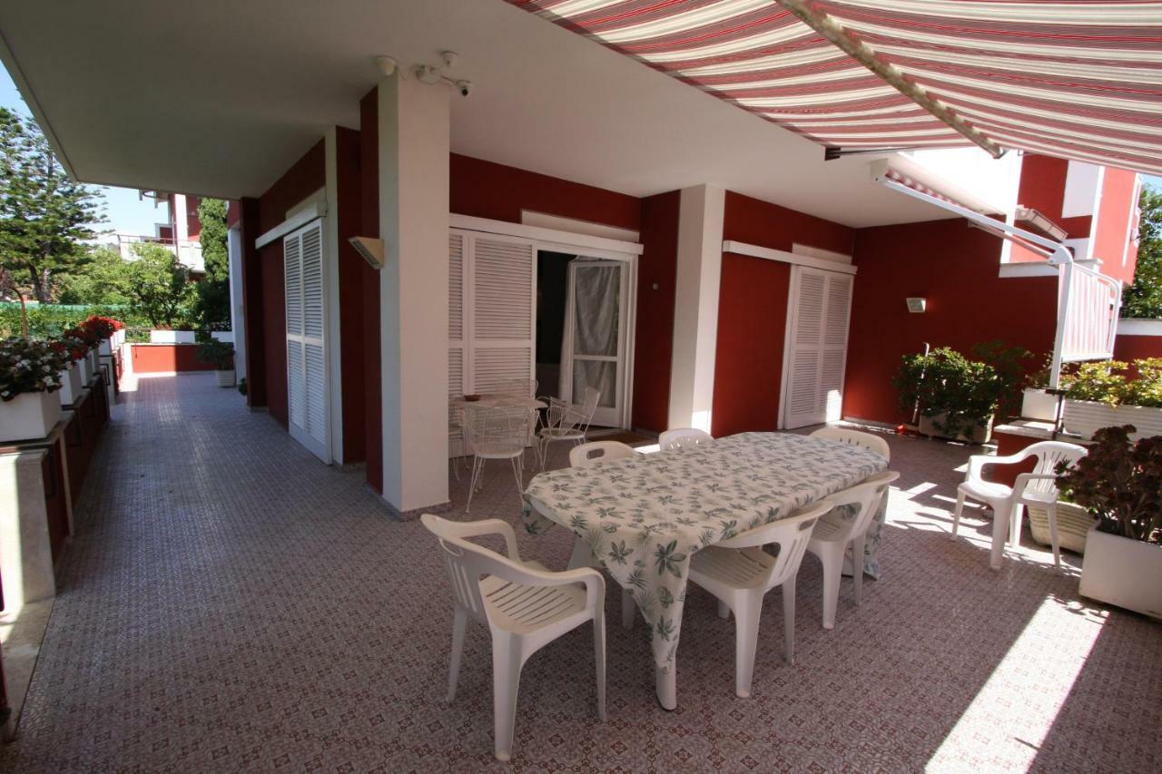 Villa Della Tartaruga Casal Palocco Dış mekan fotoğraf